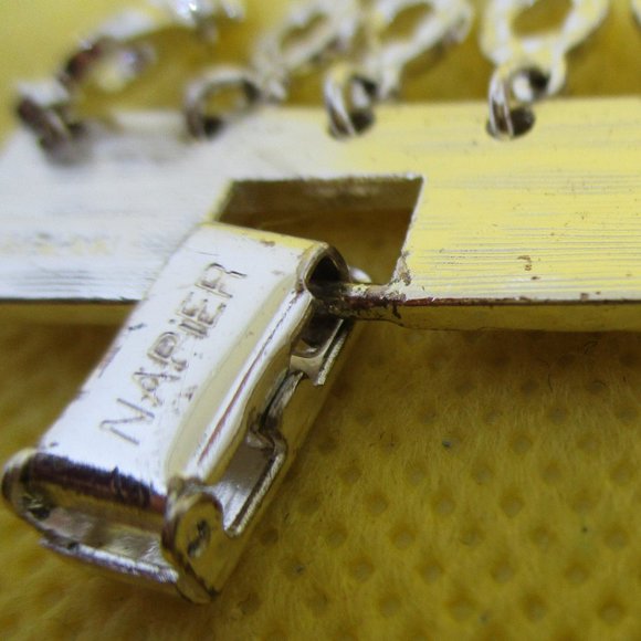 NWOT Napier Textured Multi Chain Link Bracelet Napier Multi Shaped Silver Tone - Picture 7 of 10